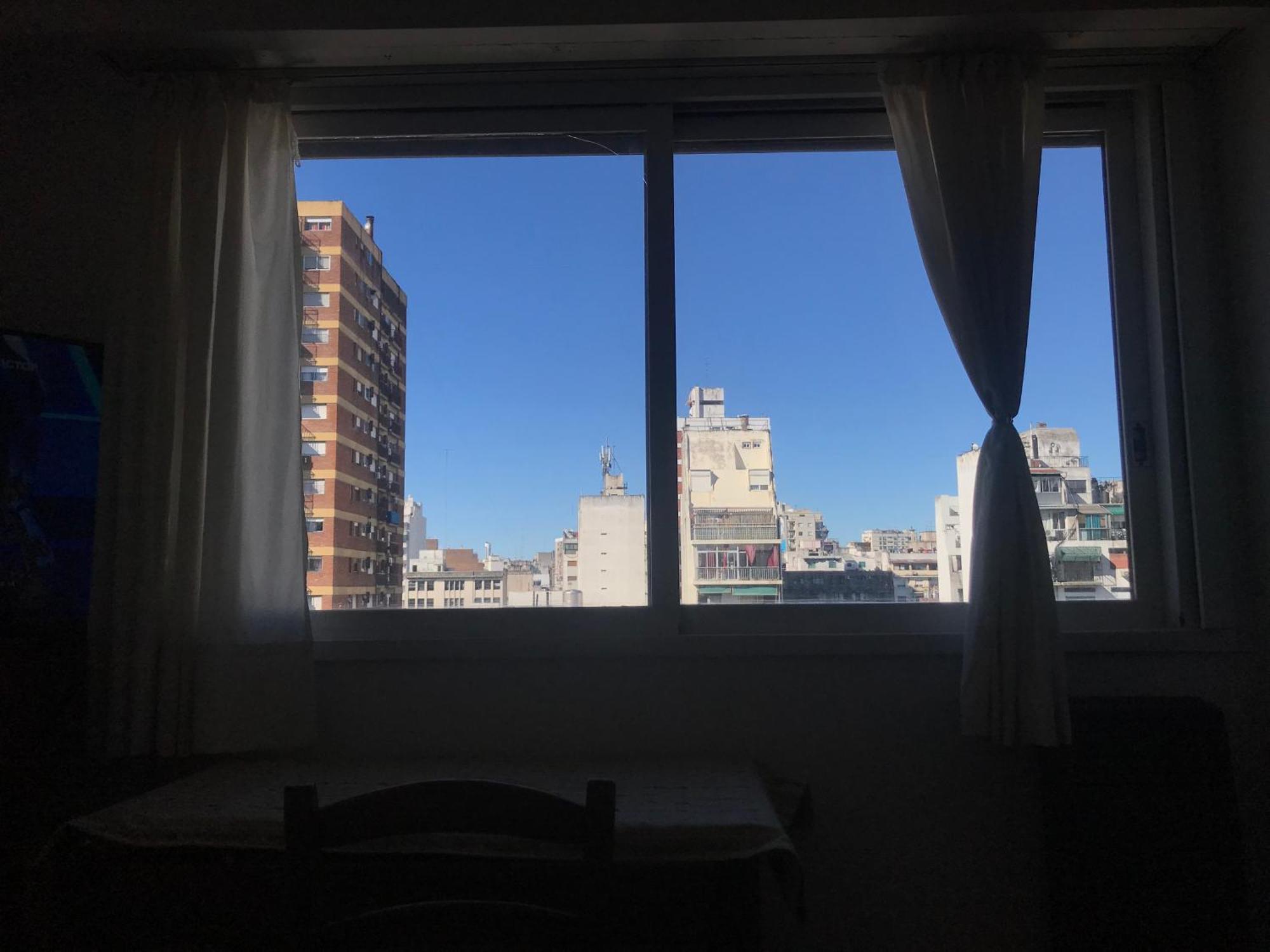 Abasto, 2 Ambientes, Departamento Completo Y Practico Apartment
