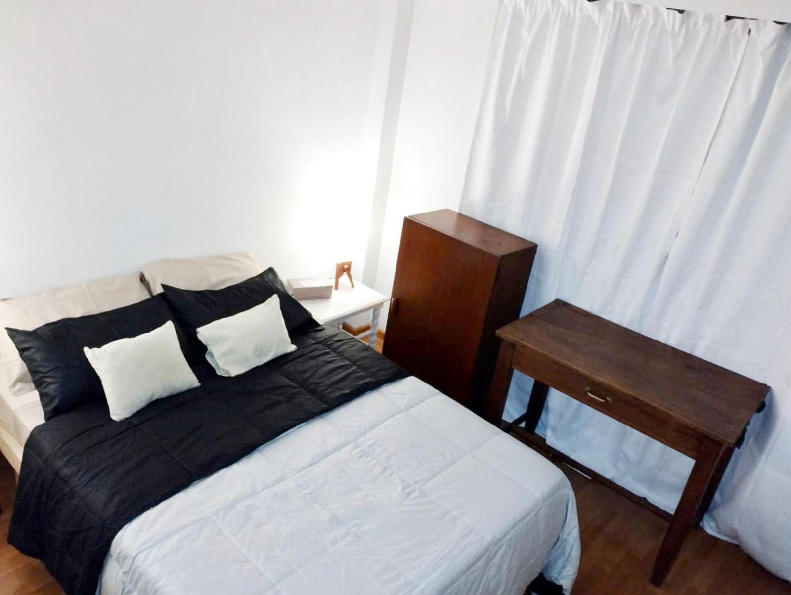 Apartment Abasto, 2 Ambientes, Departamento Completo Y Practico